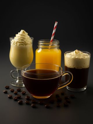 U nás najdete vše od poctivé černé kávy, přes osvěžující sirupy na domácí limču až po krémové kávové speciality, které...